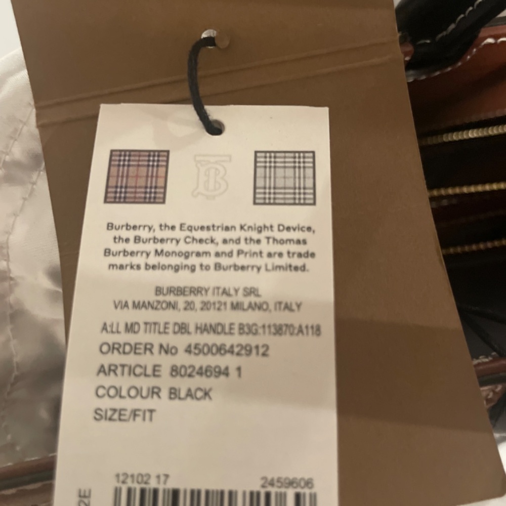 Large Burberry Tote Bag - Picture 5 of 7